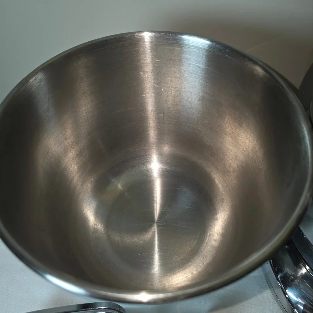 Sunbeam Mixmaster Stand Mixer Model 2379 Chrome 300W 12-Speed with 2 Bowls Whisk